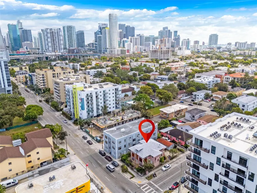 676 SW 1st St / 119 SW 7th Ave, Miami