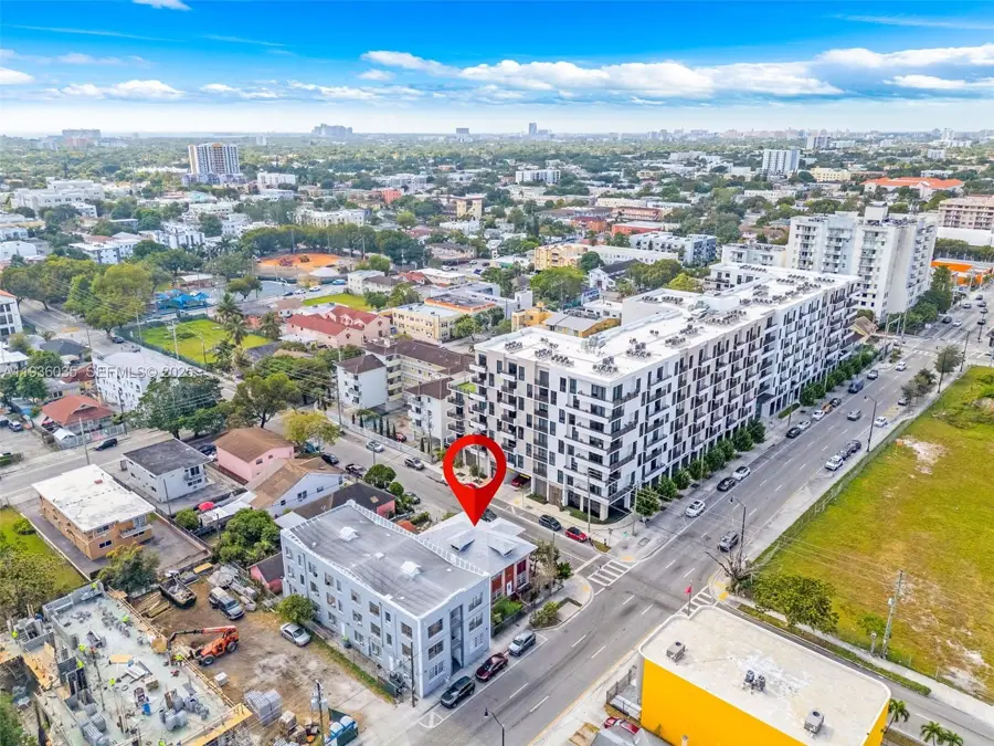 676 SW 1st St / 119 SW 7th Ave, Miami