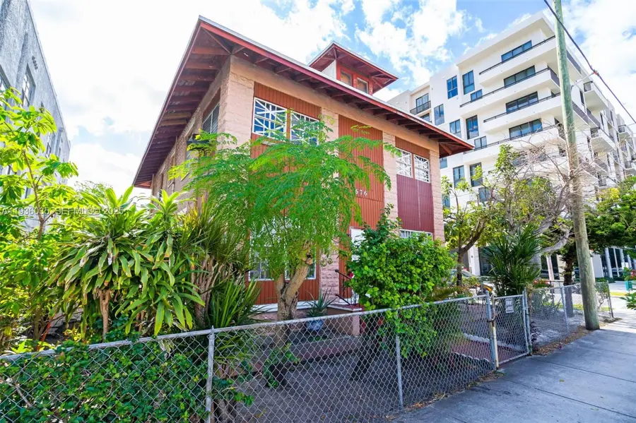 676 SW 1st St / 119 SW 7th Ave, Miami