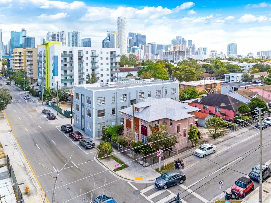 676 SW 1st St / 119 SW 7th Ave, Miami
