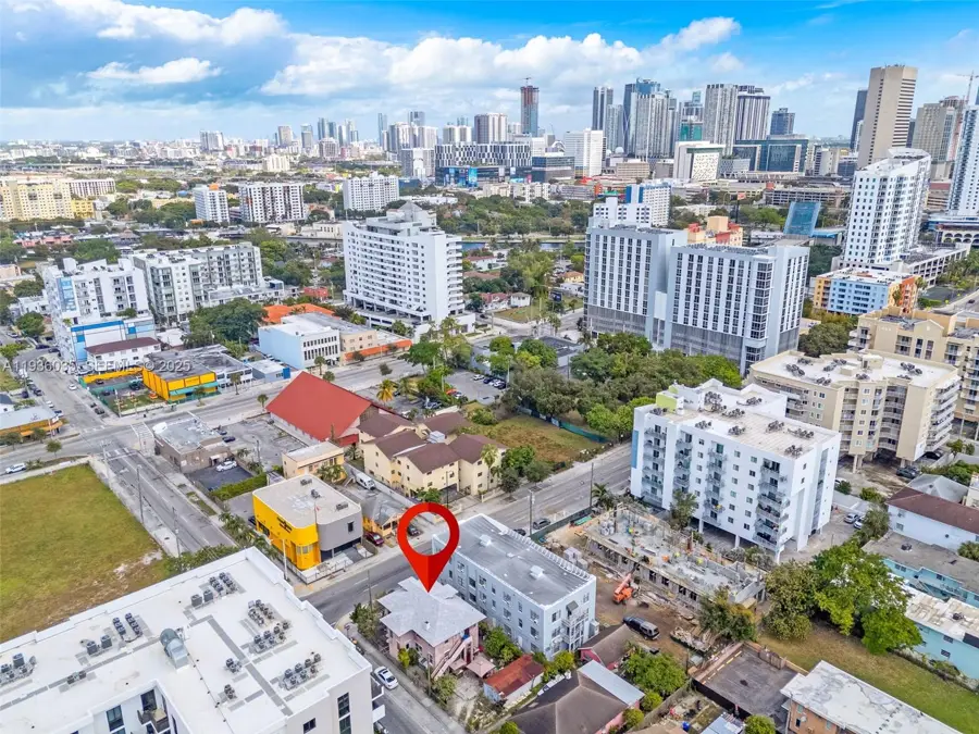 676 SW 1st St / 119 SW 7th Ave, Miami