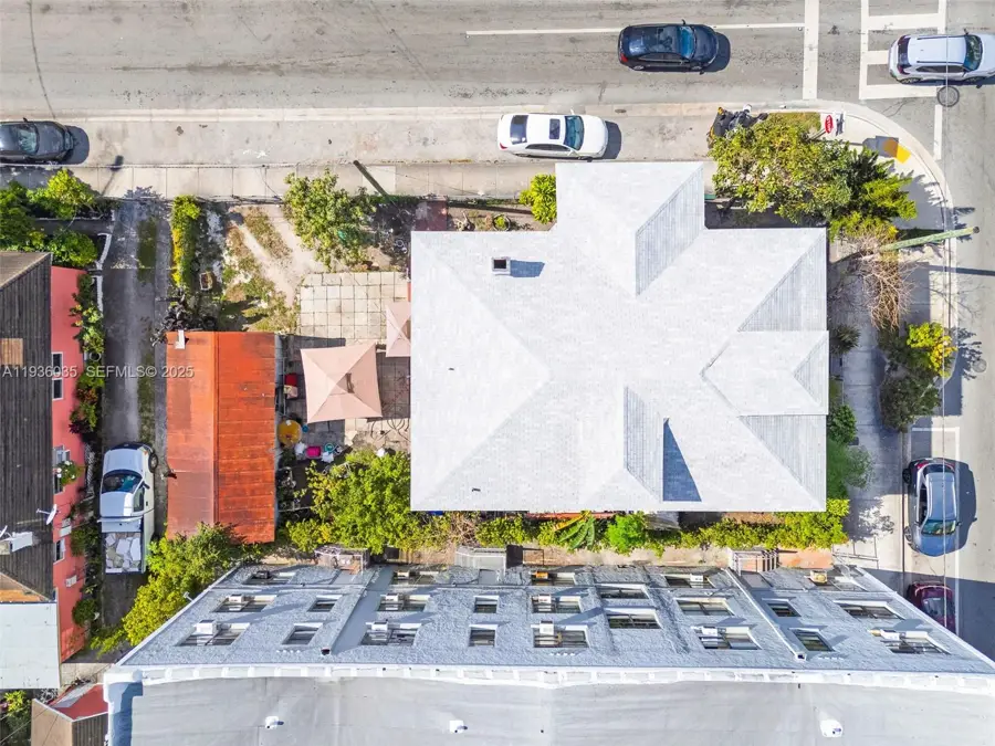 676 SW 1st St / 119 SW 7th Ave, Miami