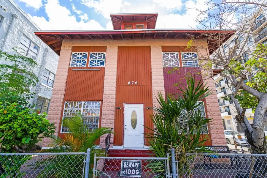676 SW 1st St / 119 SW 7th Ave, Miami