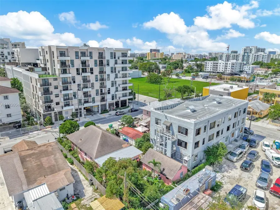 676 SW 1st St / 119 SW 7th Ave, Miami