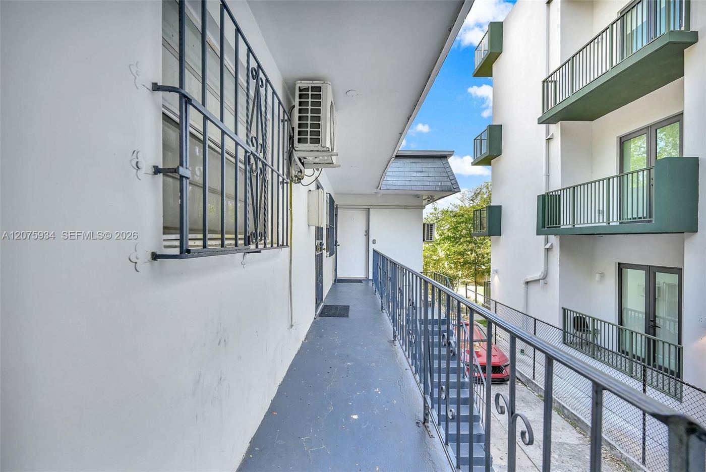 Second floor walkway